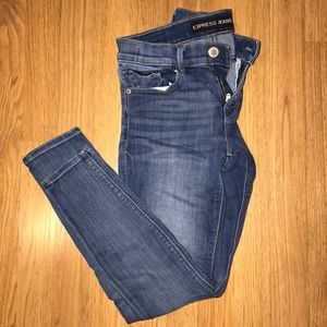 *SOLD ON MERCARI* EXPRESS Mid-Rise Jegging